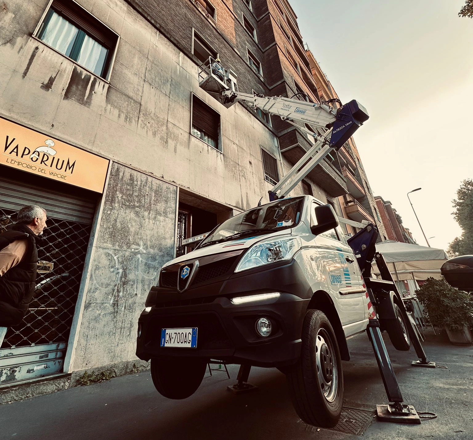 carotaggio facciata per areazione impianto di climatizzazione2